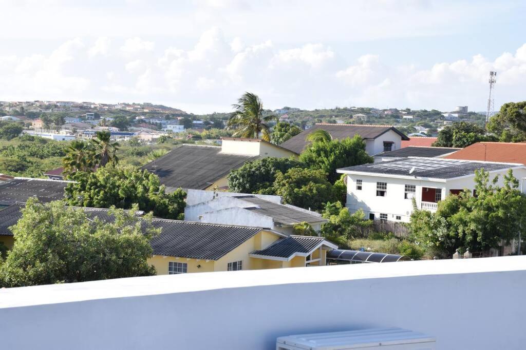 Cg Apartment - Turtuga Willemstad Eksteriør bilde